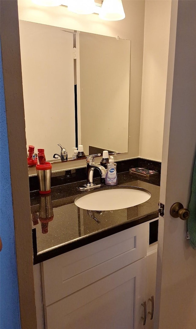 7510 Hornwood, Houston, TX 77036 - bathroom featuring vanity