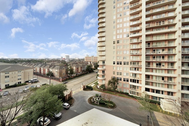 3525 Sage Rd Unit 813, Houston, TX 77056 - view of property featuring a city view