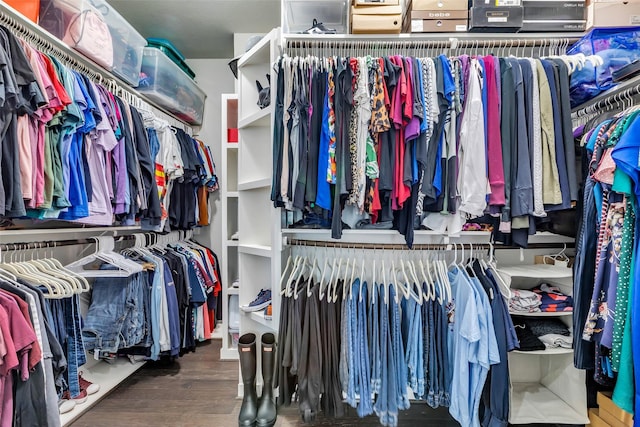 3009A Bell St, Houston, TX 77003 - spacious closet with wood finished floors