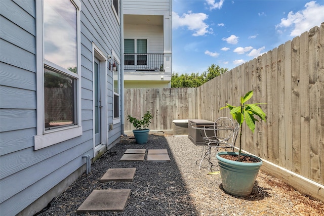 3009A Bell St, Houston, TX 77003 - view of fenced backyard