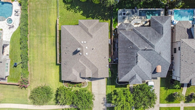30806 Meadow Wood Dr, Fulshear, TX 77441 - aerial view of a pool