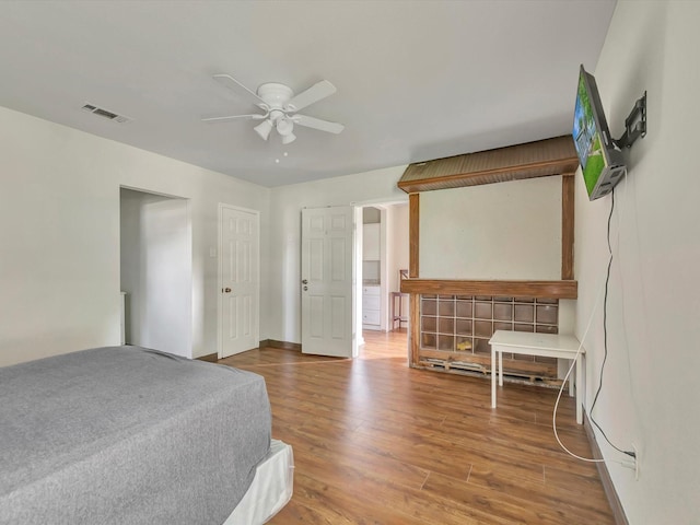 1214 W 6th St, Freeport, TX 77541 - bedroom featuring wood finished floors and ceiling fan