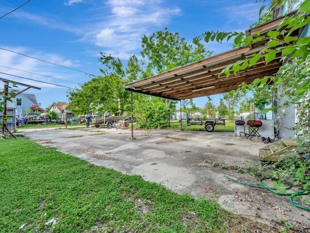 1214 W 6th St, Freeport, TX 77541 - view of vehicle parking