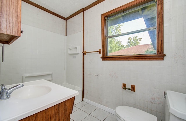 1708 S Park Dr, Alvin, TX 77511 - bathroom with crown molding, tile patterned floors, and vanity