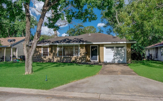 1708 S Park Dr, Alvin, TX 77511 - ranch-style home featuring an attached garage, driveway, and a front lawn