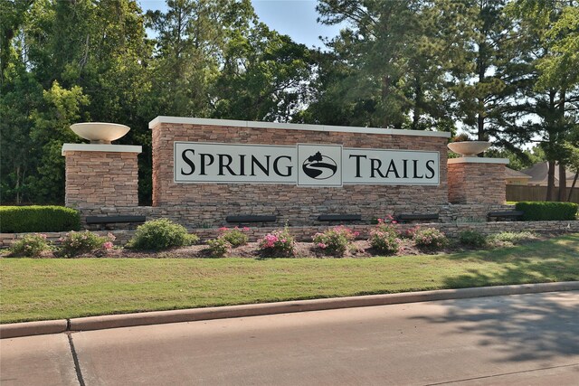 2010 Cias Trail Ln, Spring, TX 77386 - community / neighborhood sign featuring a lawn