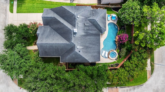 4402 Eden Point Ln, Katy, TX 77494 - view of subject property featuring a pool area