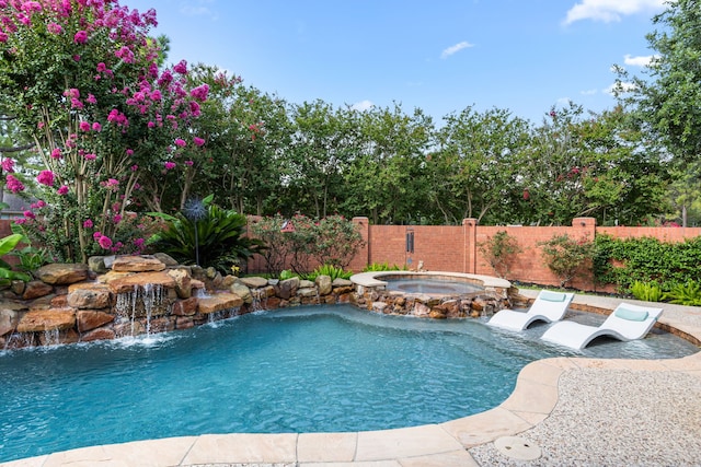 4402 Eden Point Ln, Katy, TX 77494 - view of pool with a fenced backyard and a pool with connected hot tub