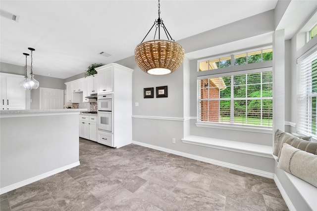 14 Creek Forest Ln, Conroe, TX 77384