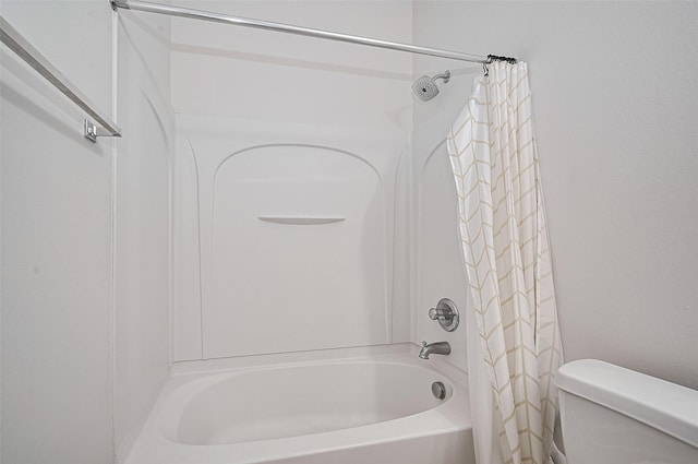 4142 Regal Stone Ln, Sugar Land, TX 77479 - full bath with shower / bathtub combination with curtain and toilet