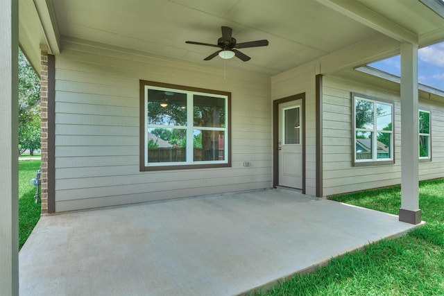 10477 Valley Dr N, Willis, TX 77318 - view of patio with ceiling fan