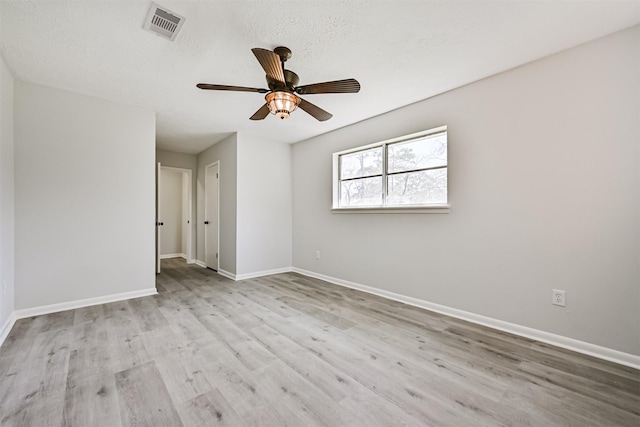 1201 Shady Oak Ln, Dickinson, TX 77539 - spare room with wood finished floors and ceiling fan