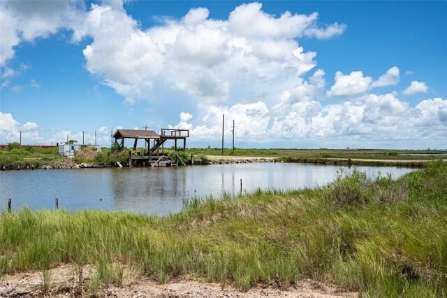 3320 Marlin Dr, Port Bolivar, TX 77650