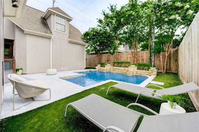 1403 Wakefield Dr, Houston, TX 77018 - view of swimming pool with a fenced backyard and a patio
