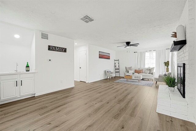 13614 Wood Terrace Dr, Houston, TX 77038 - photo 5