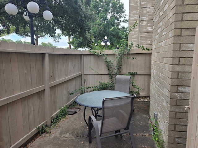 3134 Holly Hall St Unit 3134, Houston, TX 77054 - photo 2