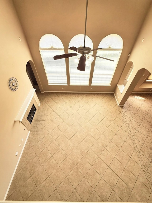 2214 Jurgensen Ln, Sugar Land, TX 77479 - detailed view of a ceiling fan and baseboards