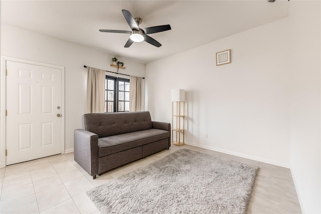 2121 El Paseo St Unit 1305, Houston, TX 77054 - living area featuring a ceiling fan and light tile patterned flooring