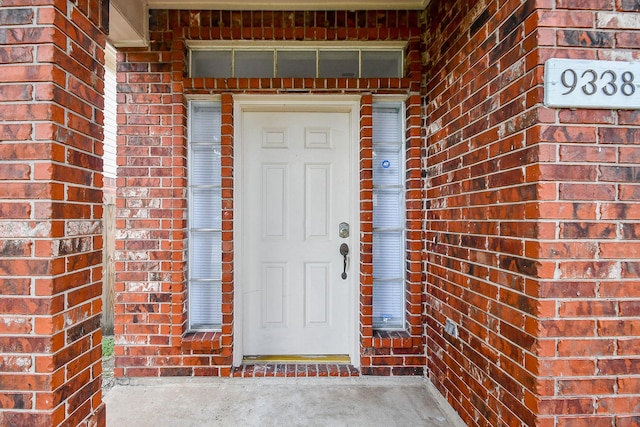 9338 Corner Oak Ln, Houston, TX 77036 - entrance to property featuring brick siding