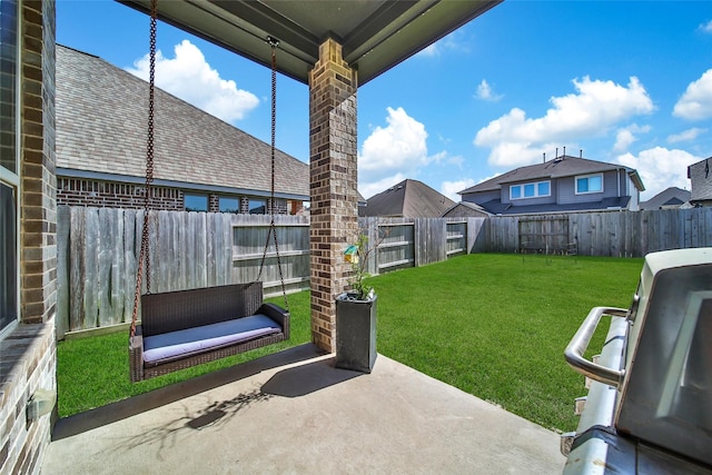 3310 Bellwick Chase Ln, Houston, TX 77365 - fenced backyard with a patio