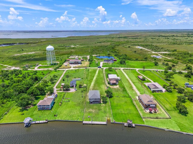 10102 S Redfish Dr, Hitchcock, TX 77563 - bird's eye view of a nearby body of water