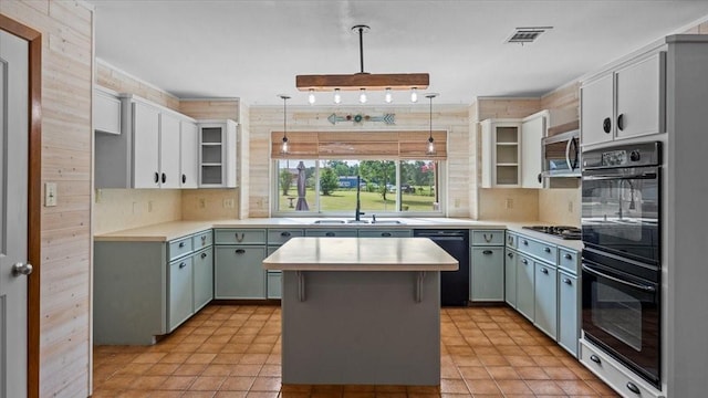 2388 N Walker Rd, Cleveland, TX 77328