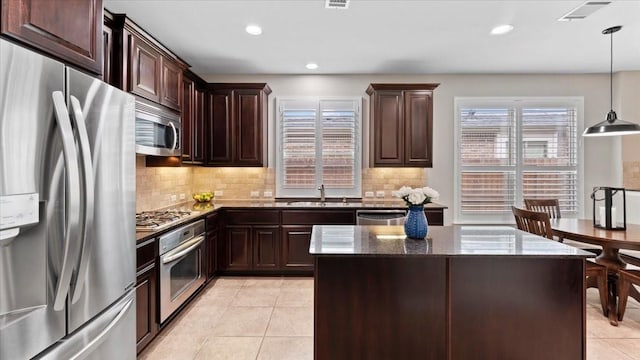 7010 Sanders Hill Ln, Humble, TX 77396