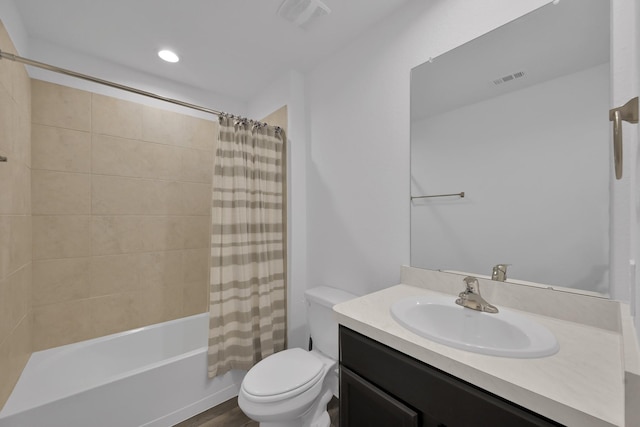 21391 Owl Rd, New Caney, TX 77357 - bathroom with vanity, shower / bath combination with curtain, and wood finished floors