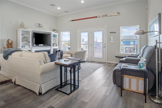 956 Biscayne, Crystal Beach, TX 77650 - living room with wood finished floors, crown molding, and recessed lighting