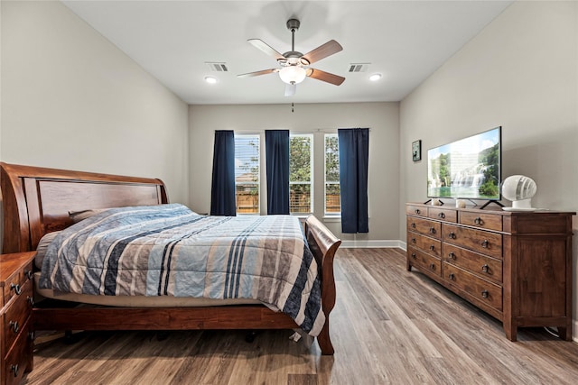 2922 Muhley St, Katy, TX 77493 - bedroom featuring light wood-style floors and ceiling fan