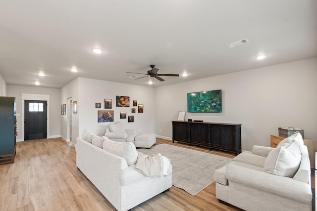 16 Gemstone Ct, Angleton, TX 77515 - photo 22