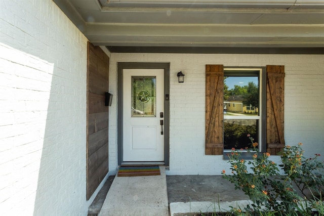 510 Jerry St, Houston, TX 77022 - doorway to property featuring brick siding