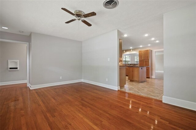 8527 Ridgepoint Dr, Houston, TX 77055 - photo 6