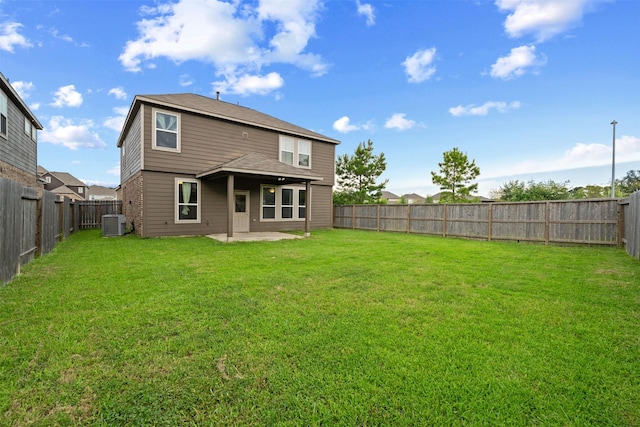 11103 Larkspur Dale Ct, Houston, TX 77044 - rear view of property with a fenced backyard and a patio