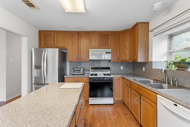 2120 Westminister St, Pearland, TX 77581 - photo 11
