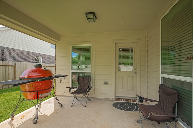 406 Riesling Dr, Alvin, TX 77511 - property entrance featuring a patio area