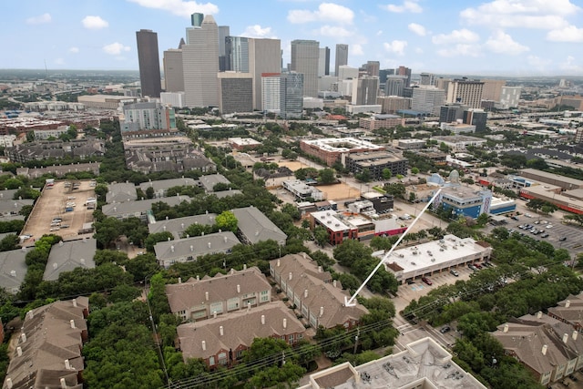 2516 Bagby St, Houston, TX 77006 - aerial overview of property's location with skyline and property parcel outlined