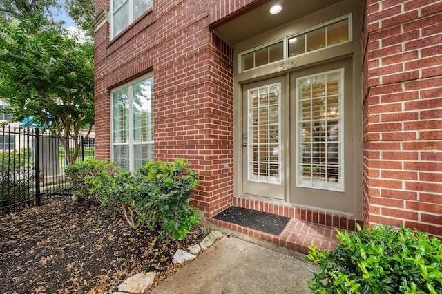 2516 Bagby St, Houston, TX 77006 - doorway to property with brick siding
