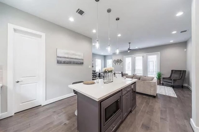 1329 Buescher Dr, Houston, TX 77043 - photo 3
