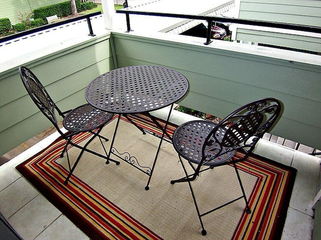 14777 Wunderlich Dr Unit 2404, Houston, TX 77069 - view of balcony