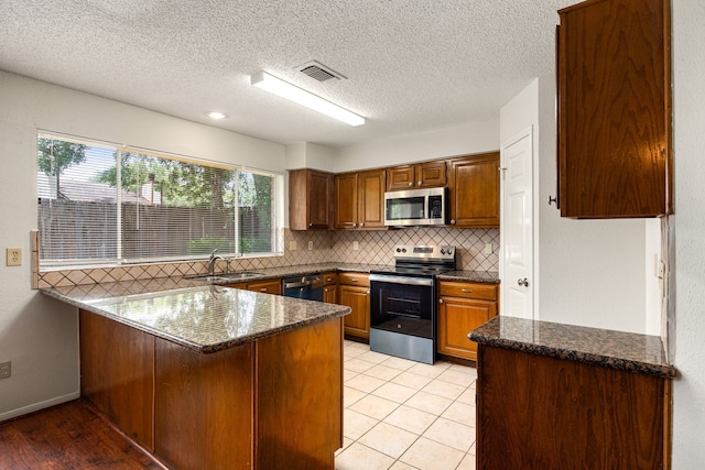3015 Sleepy Hollow Dr, Sugar Land, TX 77479 - photo 12