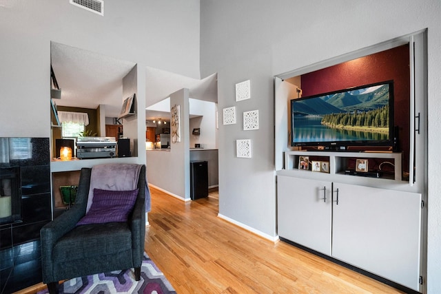 1501 Wimbledon Dr, Huntsville, TX 77340 - living area featuring light wood finished floors and baseboards