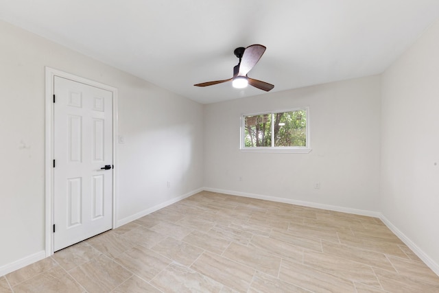 3915 Southmore Cir, Houston, TX 77004 - unfurnished room featuring ceiling fan and baseboards