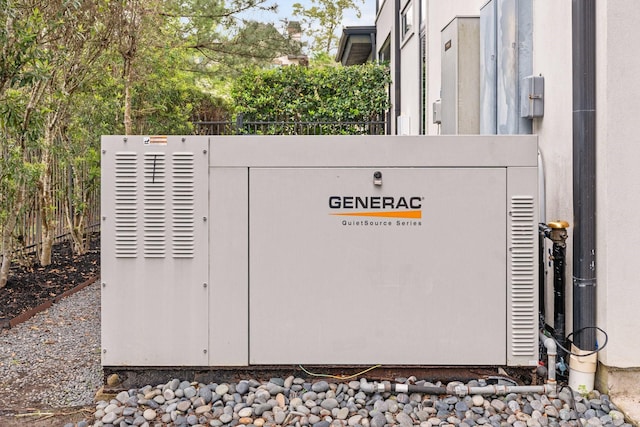 18 Pronghorn Pl, The Woodlands, TX 77389 - exterior view of a power unit