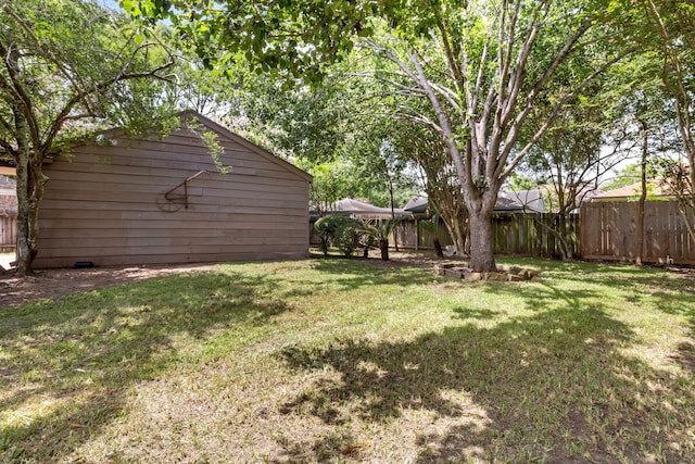 1406 Diana Ct, Houston, TX 77062 - view of yard