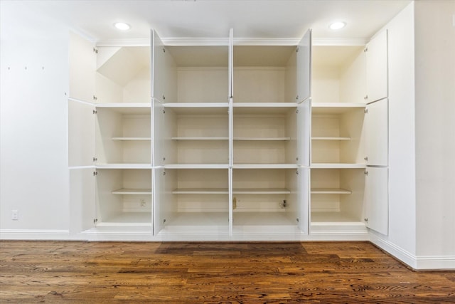 1206 Lake Pointe Pkwy, Sugar Land, TX 77478 - detailed view of wood finished floors and recessed lighting