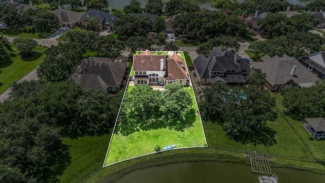 427 Crestwater Trl, Houston, TX 77082 - aerial view of residential area featuring a large body of water and property parcel outlined