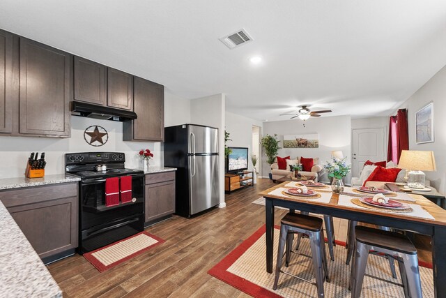 15022 Sorrento Bay Ct, Willis, TX 77318 - photo 10
