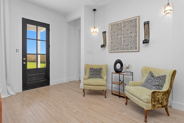 825 Rd 5501, Cleveland, TX 77327 - living area featuring wood finished floors and baseboards