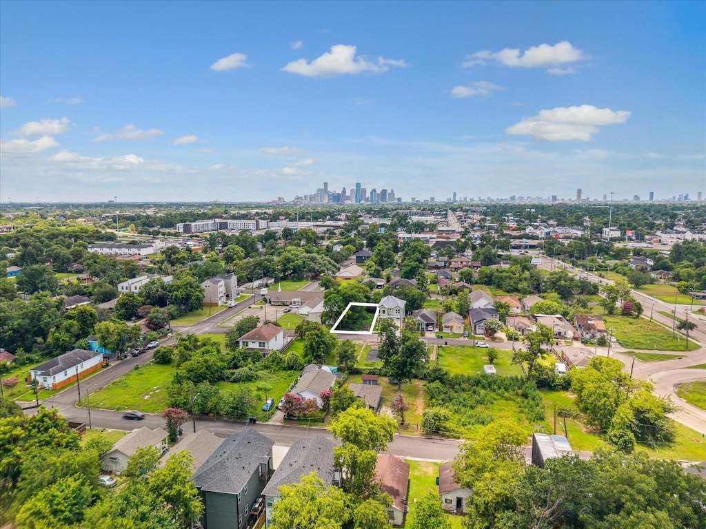 1318 E 34th St, Houston, TX 77022